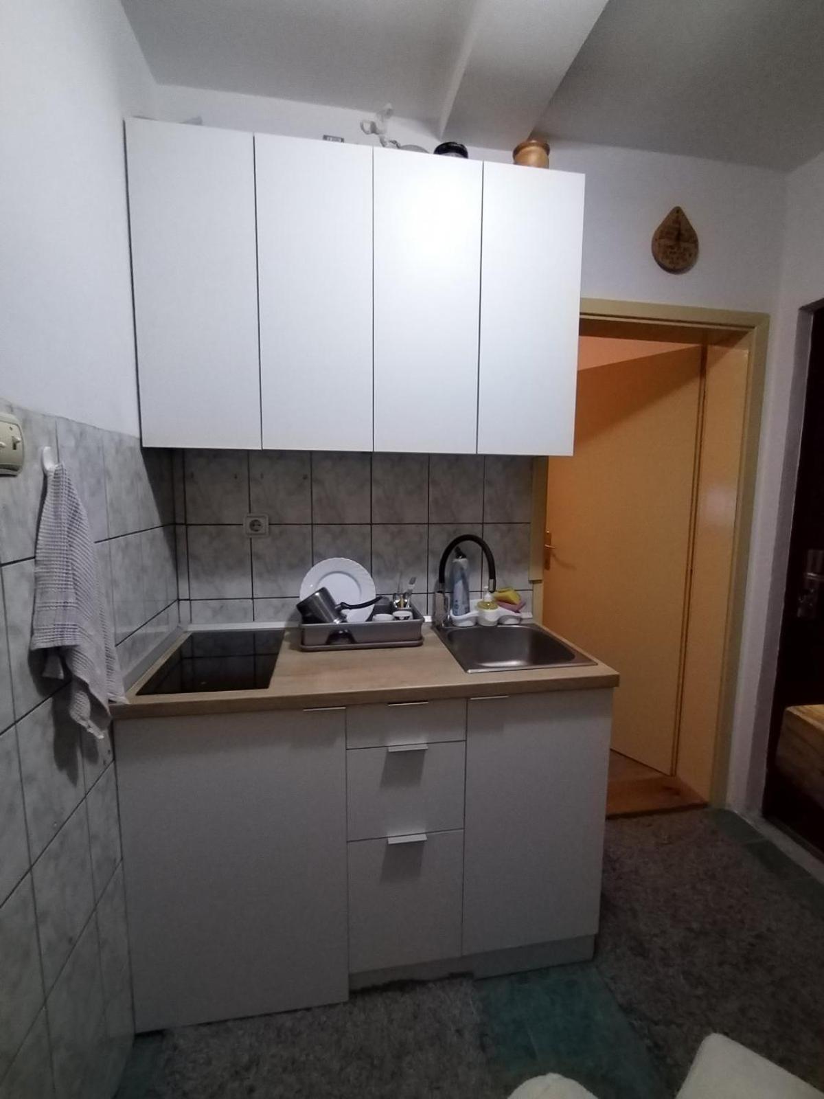 Apartman Gogi Hotel ซลาตีบอร์ ภายนอก รูปภาพ